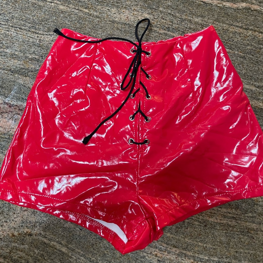 High waisted faux leather lace-up red shorts